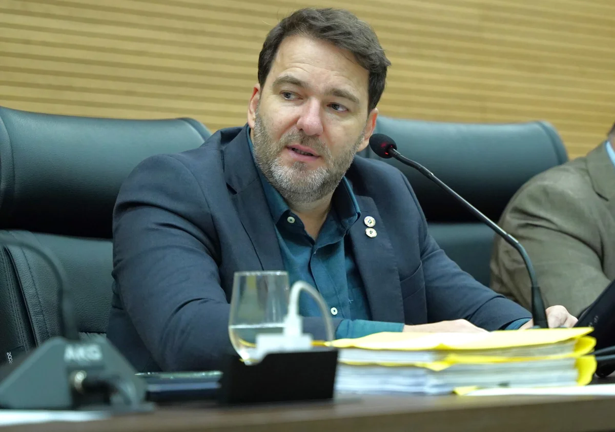 Deputado Alex Redano cobra recuperação urgente da RO-408 entre Vila União e Campo Novo de Rondônia