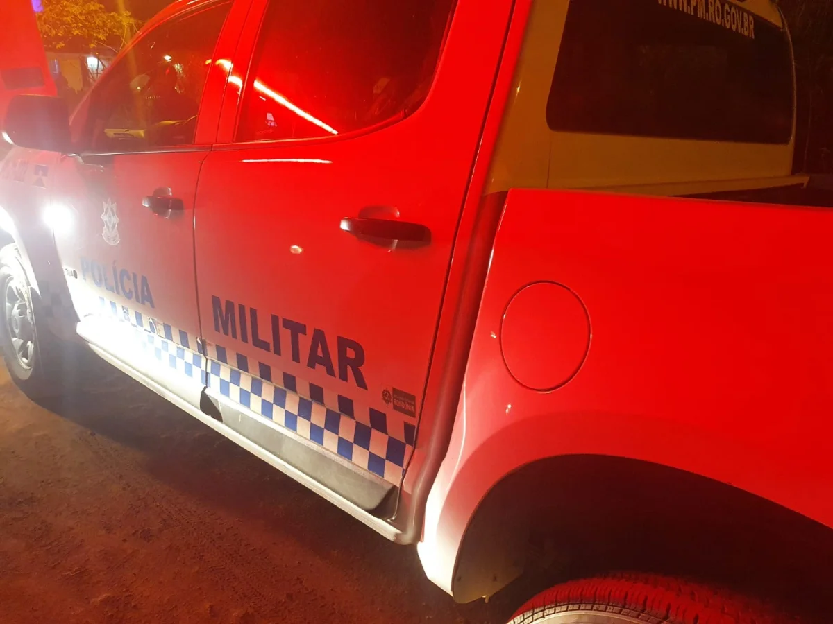 Militares da Marinha são presos em flagrante por suspeita de negociação ilegal de armas em RO