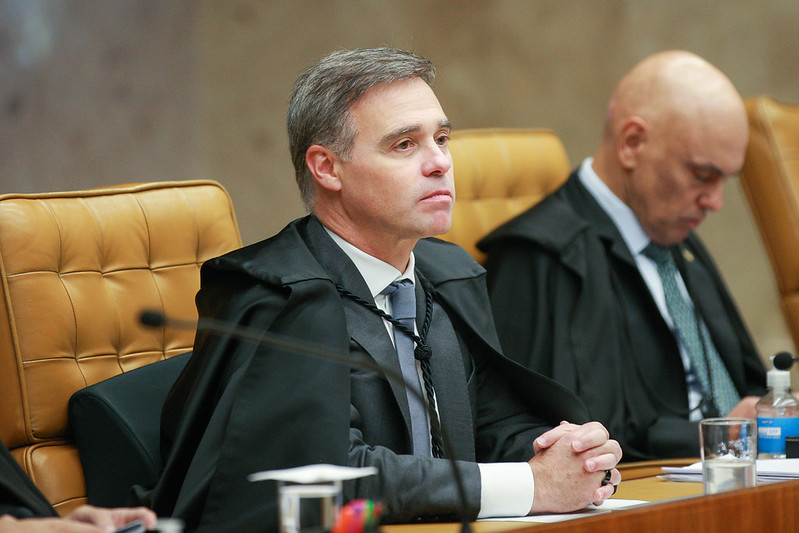 Mendonça, deixe a CPMI investigar