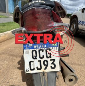 Jovem é preso com motoneta roubada e namorada trancada em quarto sem ventilação em Vilhena