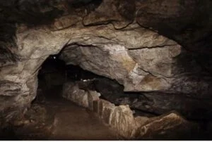 MPF pede condenação de mineradoras e indenização de R$ 8 milhões por destruição de grutas em RO