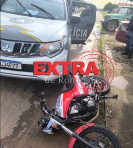 Motociclista é detido após empinar moto, fugir da PM e invadir rodoviária em Cerejeiras