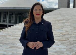 Cristiane Lopes destaca avanço da PEC 47 e reforça luta por justiça aos servidores dos ex-territórios