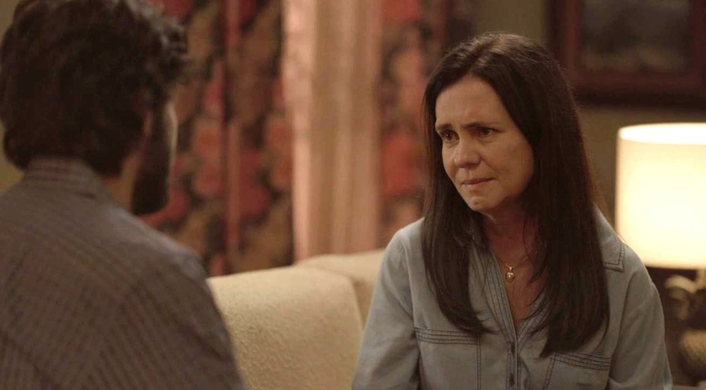 NOVELAS: Thelma conta para Danilo: ‘Adotei você com dois dias de vida’