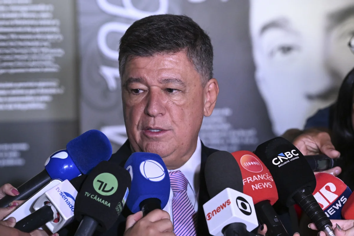 Após STF formar maioria contra prorrogação da CPMI do INSS, presidente diz que relatório deve ser analisado nesta sexta