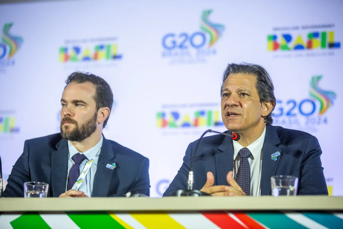 Contas do governo têm déficit de R$ 30 bilhões em fevereiro