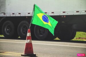 Alta do combustível impulsiona gritos de greve entre caminhoneiros