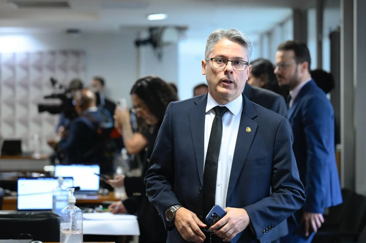 Julgamento do STF ‘garante’ instalação da CPI do Master, diz senador