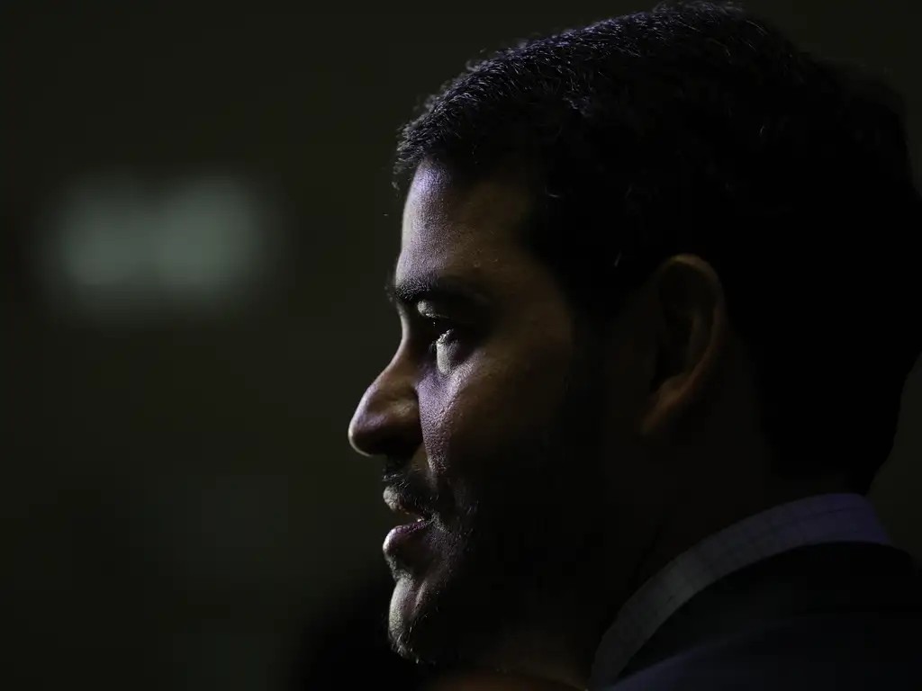 Ministro da Defesa, José Múcio vai acompanhar Jorge Messias na sabatina desta quarta; Flávio Bolsonaro vai reunir oposição