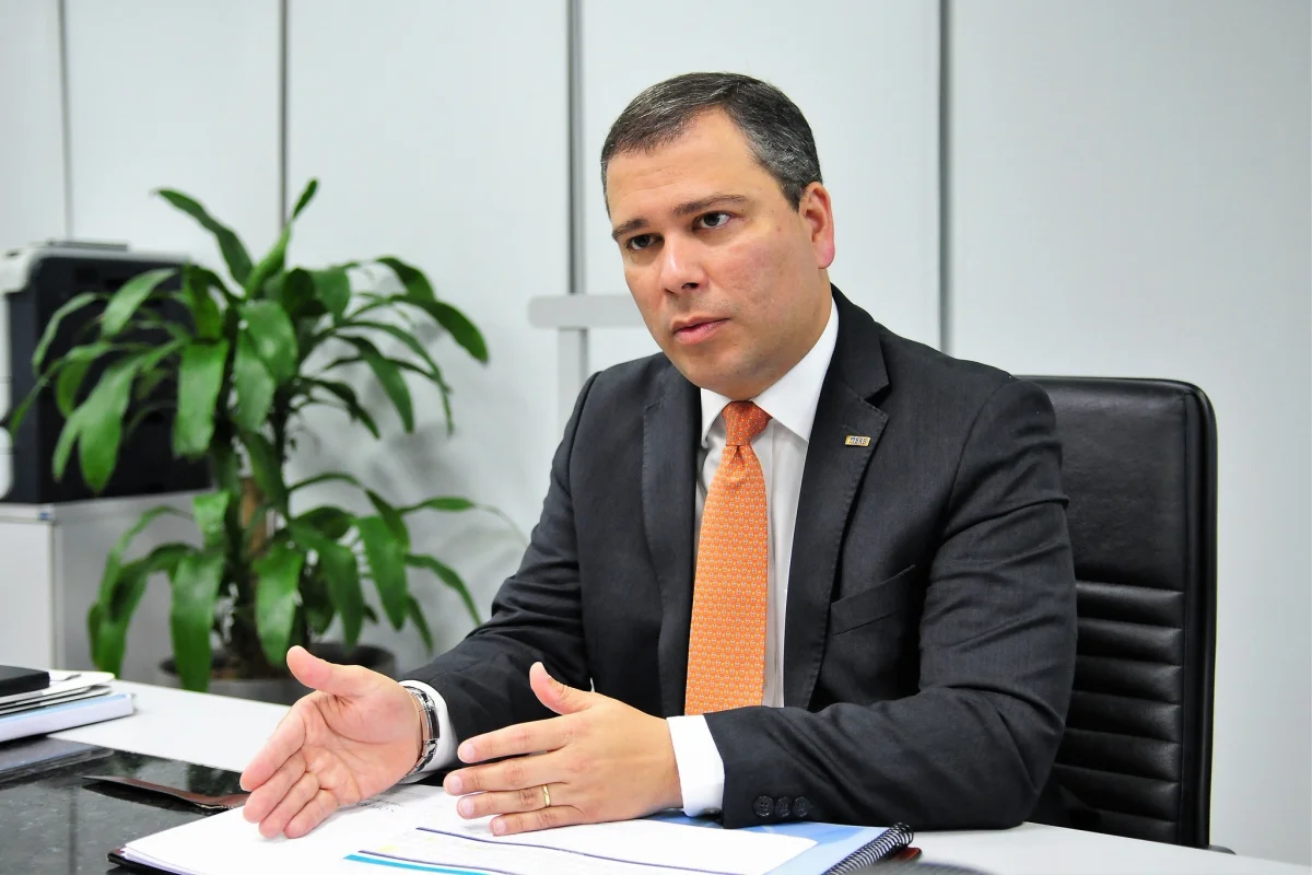 Ex-presidente do BRB, Paulo Henrique Costa é preso
