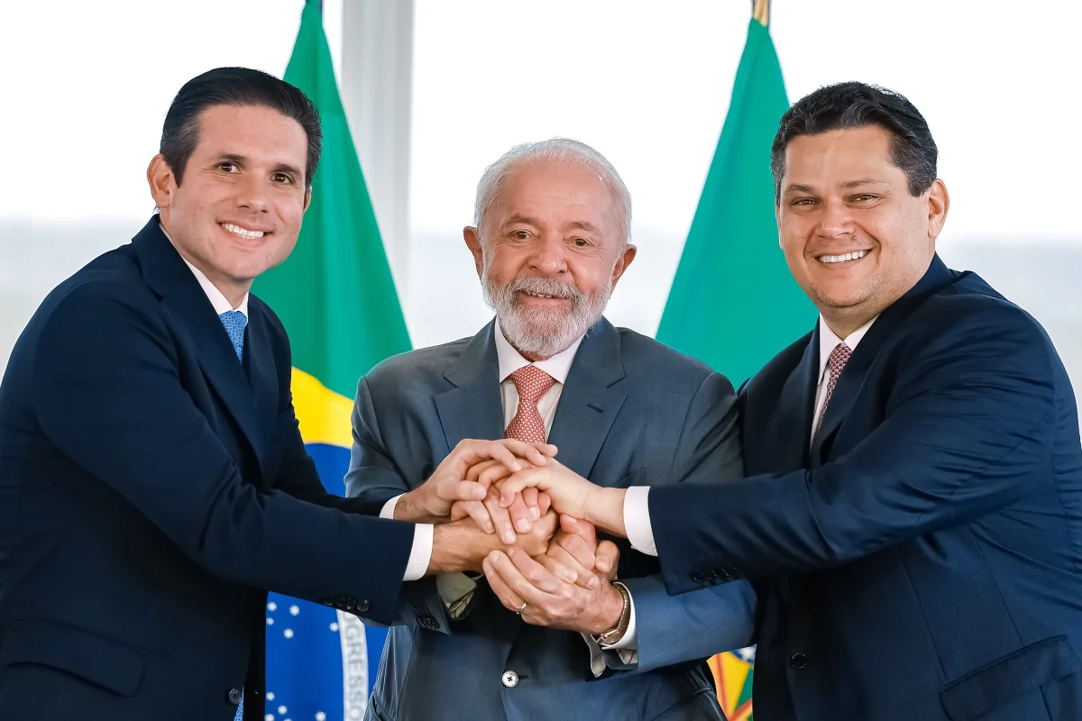 Alcolumbre diz que quer votar veto de Lula ao PL da Dosimetria 'o mais rápido possível' e vai combinar data com Motta