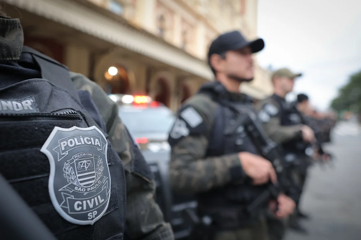 Policiais civis de 17 estados fazem operação contra discurso de ódio e crimes sexuais na internet