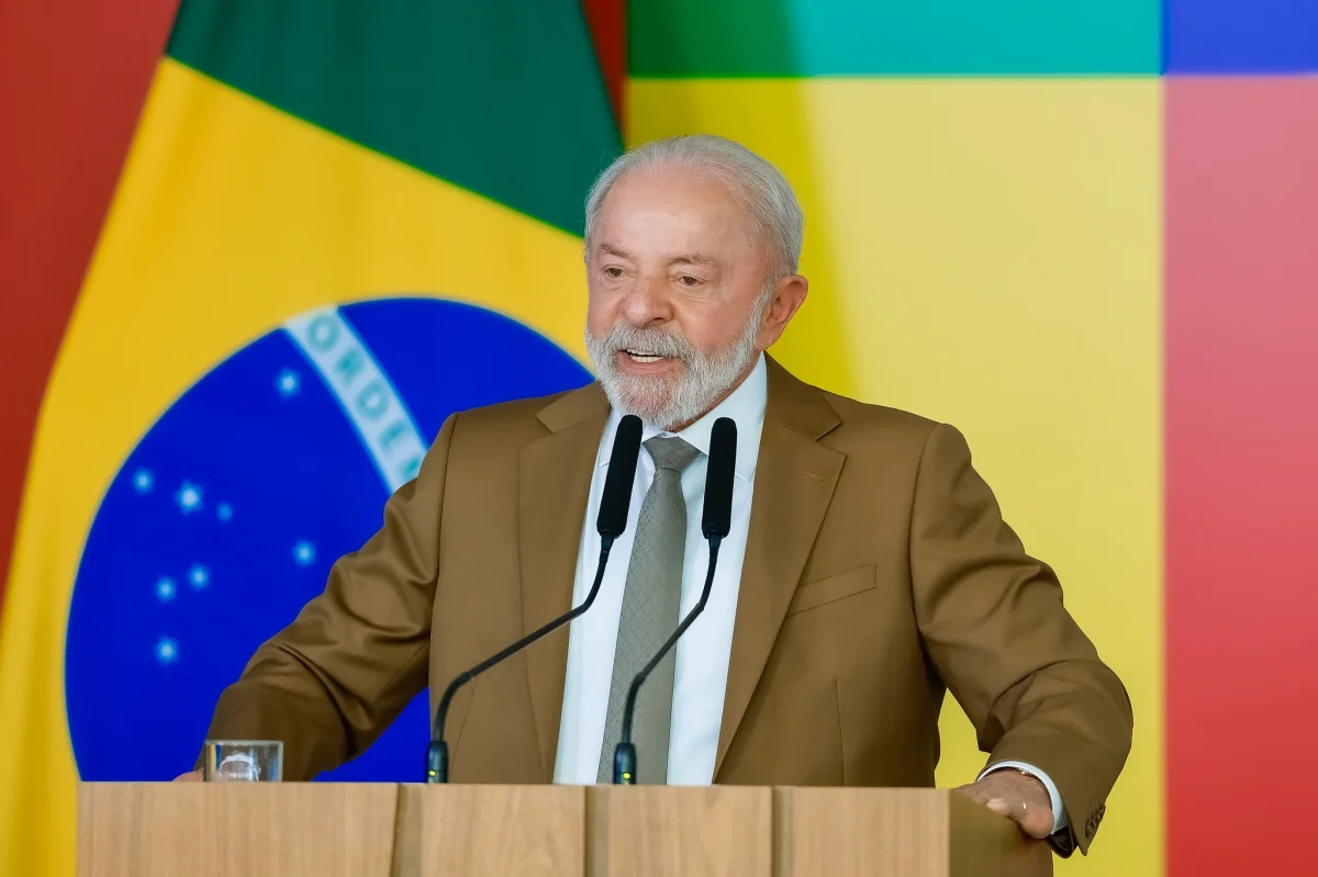 Lula anuncia medidas para reduzir nível de endividamento; pacote inclui descontos de até 90% nas dívidas e  uso de 20% do FGTS