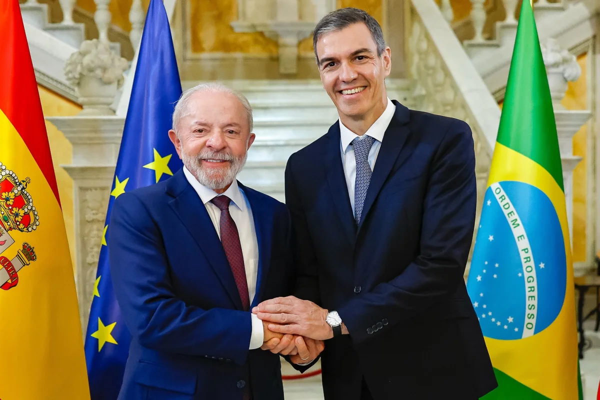 Em Barcelona, Lula participa de fórum em defesa da democracia neste sábado