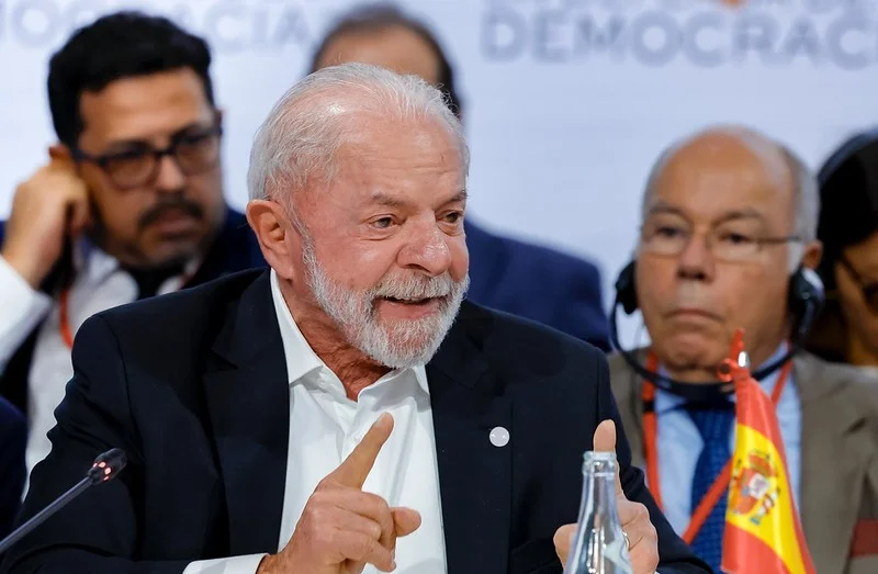 Lula critica líderes mundiais por guerras e afirma que Trump não 'tem direito' de excluir África do Sul do G20