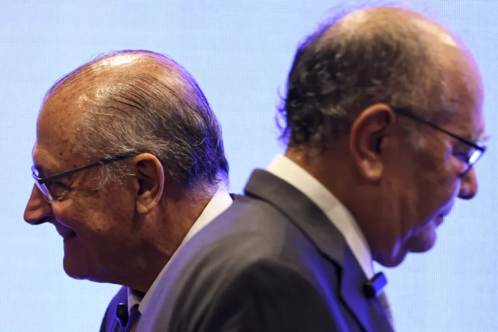 Zema ‘vilipendia a honra’ do STF e de seus integrantes, diz Gilmar