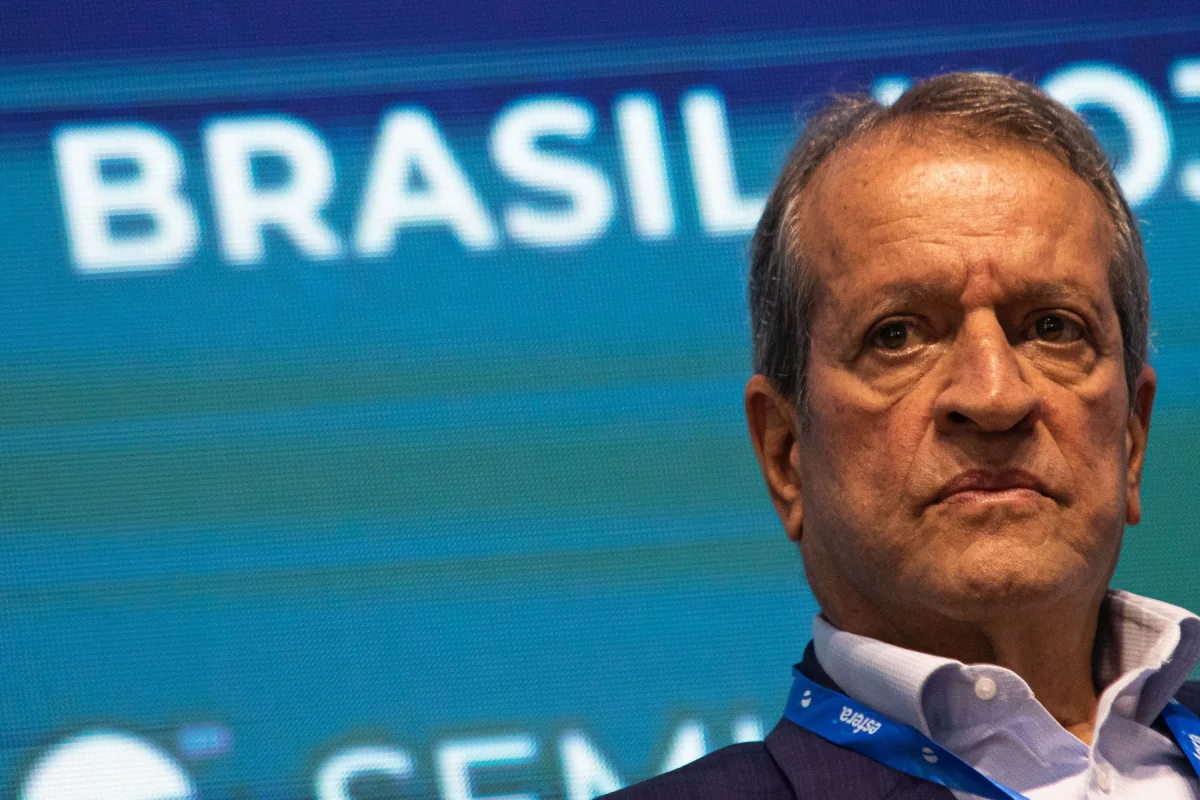 Valdemar entra em campo para conter crise entre Eduardo e Nikolas: “essa eleição vai ser na casca”
