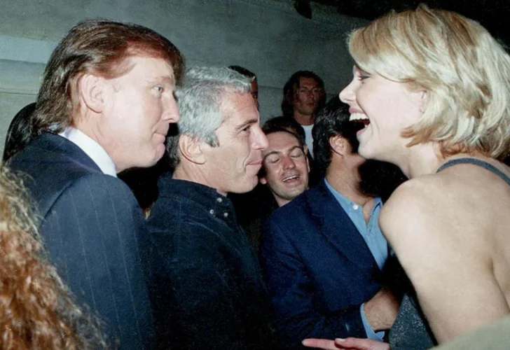 Justiça dos EUA rejeita processo de Trump contra jornal por matéria sobre Epstein