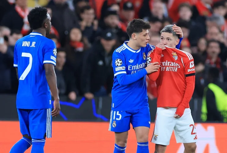 Uefa suspende argentino por comportamento ‘discriminatório’ contra Vini Jr.