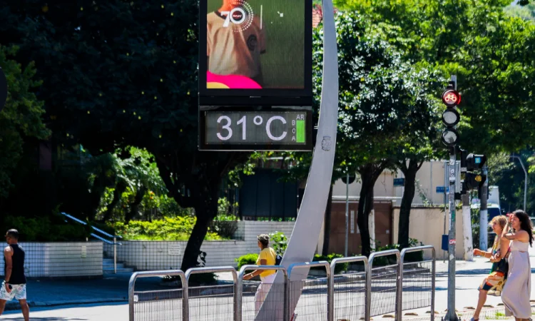 Vai viajar? Calor predomina no Brasil durante o feriado de Tiradentes