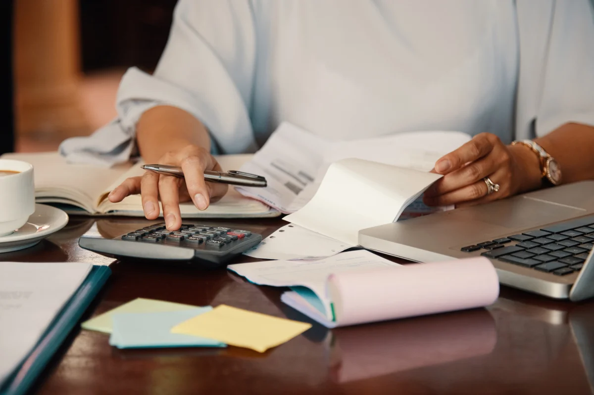 Reforma tributária: penalidade por não preencher nota fiscal com impostos sobre consumo começa em 2027