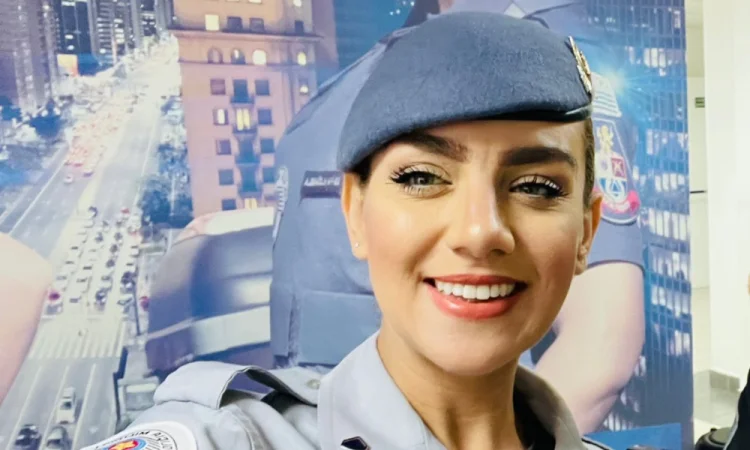 Filha de PM assassinada espera pensão enquanto suspeito se aposenta com salário integral