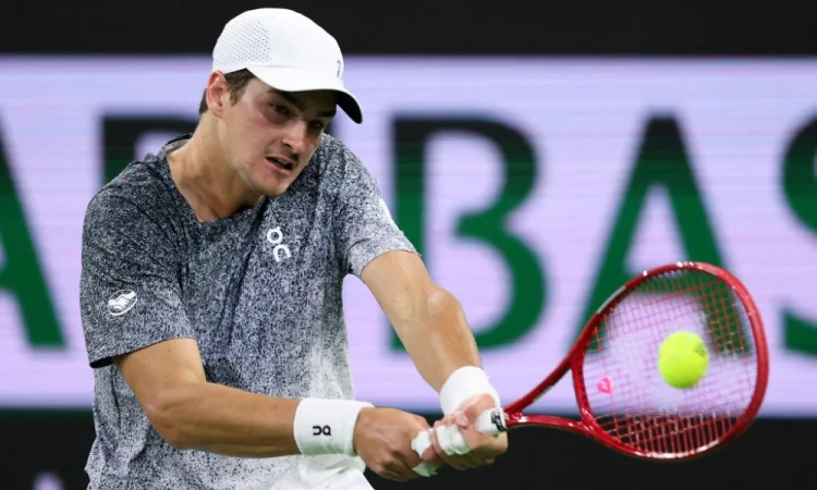 João Fonseca faz jogo duro com Ben Shelton, mas amarga revés e se despede do ATP 500 de Munique