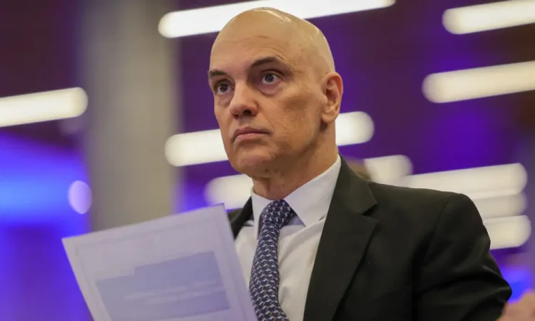 Comissão dos EUA acusa Moraes de suposta censura à liberdade de expressão