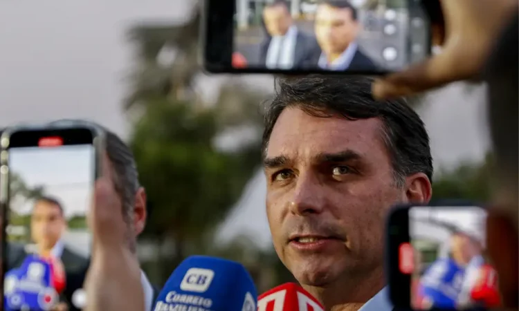 PL abre ‘vestibular’ para vice de Flávio e deve ter definição em junho