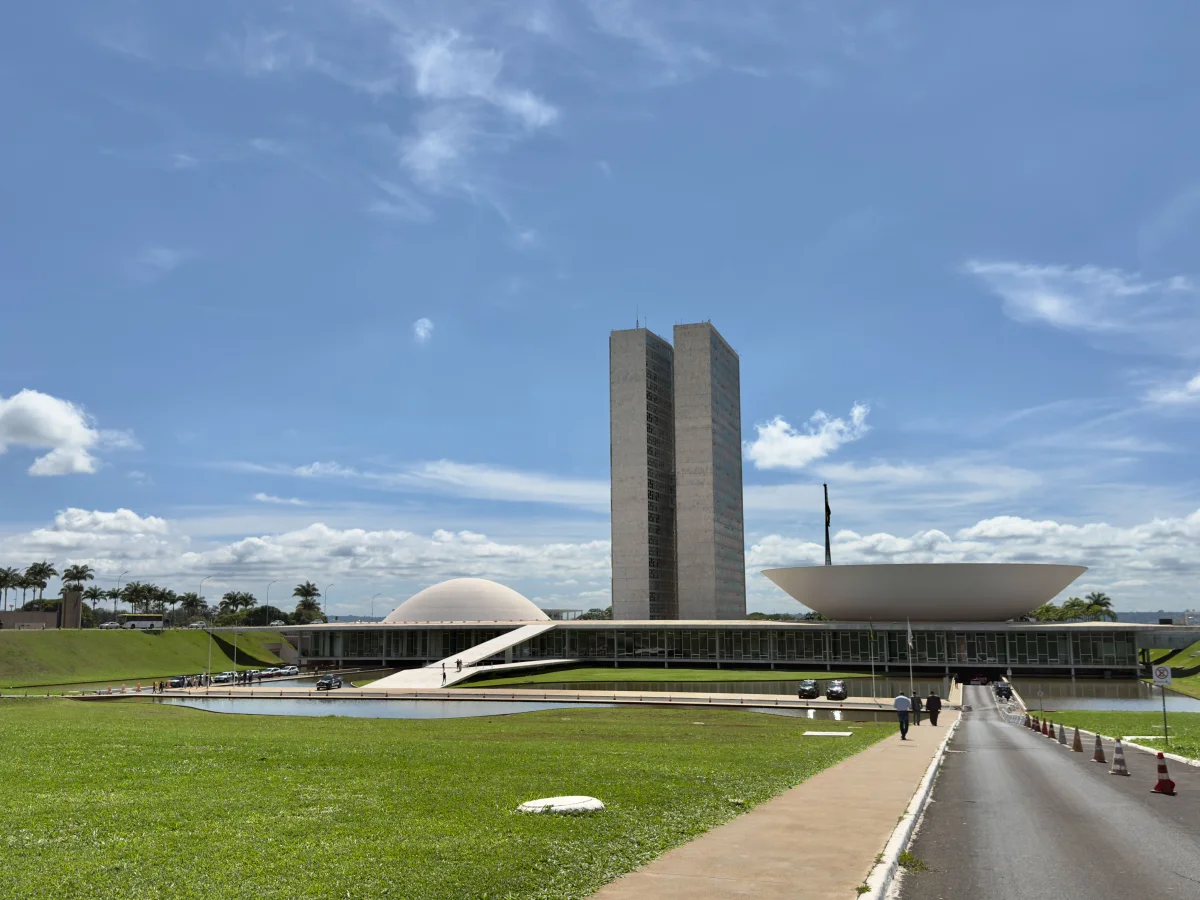 Às vésperas de sabatina de Messias, governo empenha R$ 12 bilhões em emendas em abril