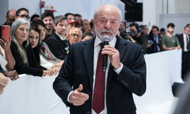 Lula lamenta morte de Oscar Schmidt: ‘Exemplo de obstinação e talento’