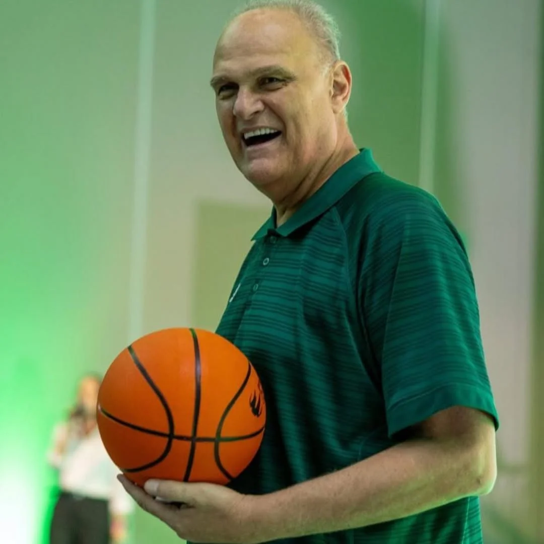 Alcolumbe lamenta morte de Oscar Schmidt: 'um dos maiores nomes da história do esporte brasileiro