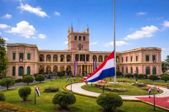 Imigra Paraguai promove consultoria para empresários que buscam migrar para regime tributário de 1%
