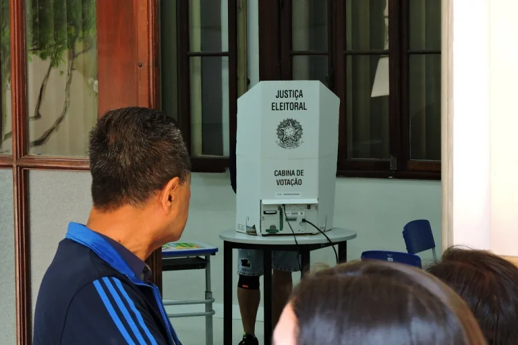 Análise da fidelidade partidária e as regras eleitorais vigentes