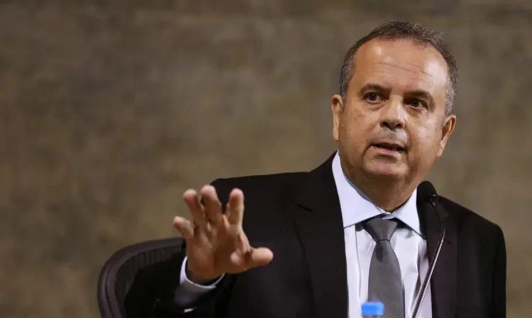 Marinho diz que Flávio pode ter ‘dois palanques’ no DF e abre caminho para Izalci