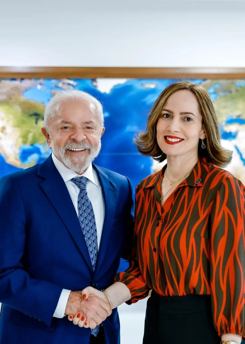 Quem é Ana Cristina Viana Silveira, nova presidente do INSS
