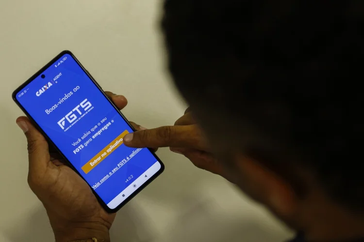 Desenrola 2.0: entenda como usar saldo do FGTS para renegociar dívidas