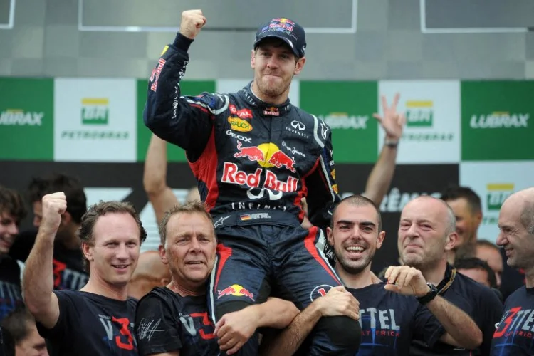 História da recuperação de Vettel no Brasil em 2012