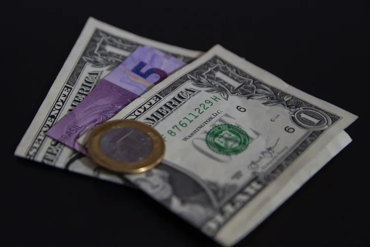 Membro do Fed de Minneapolis abre possibilidade de aumentar taxas de juros