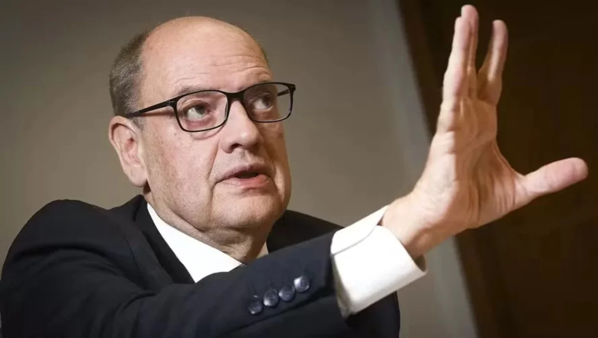 Em retaliação a governador, deputados do RJ ameaçam divulgar lista de supostas amantes de desembargadores que recebem sem trabalhar na Alerj