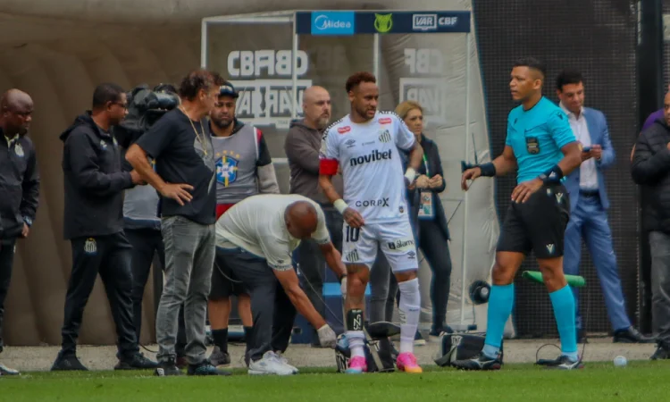 Entenda a lesão de Neymar, que pode desfalcar o Santos até a Copa do Mundo