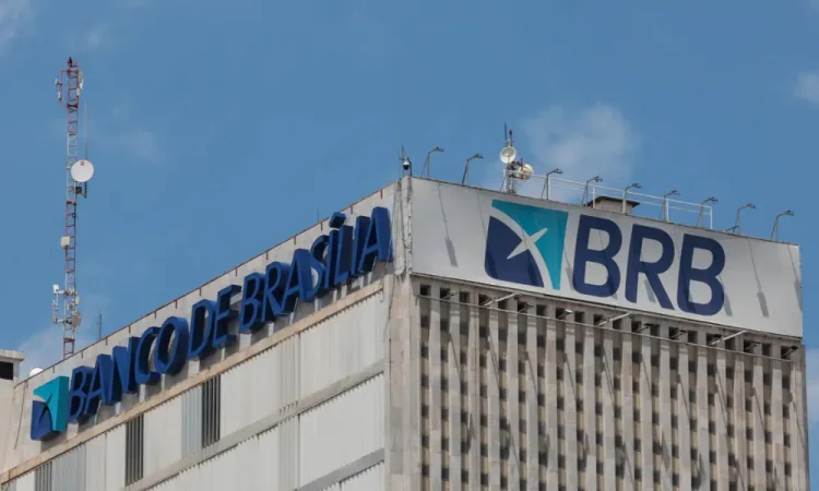 STF suspende julgamento sobre uso de imóveis públicos para salvar BRB