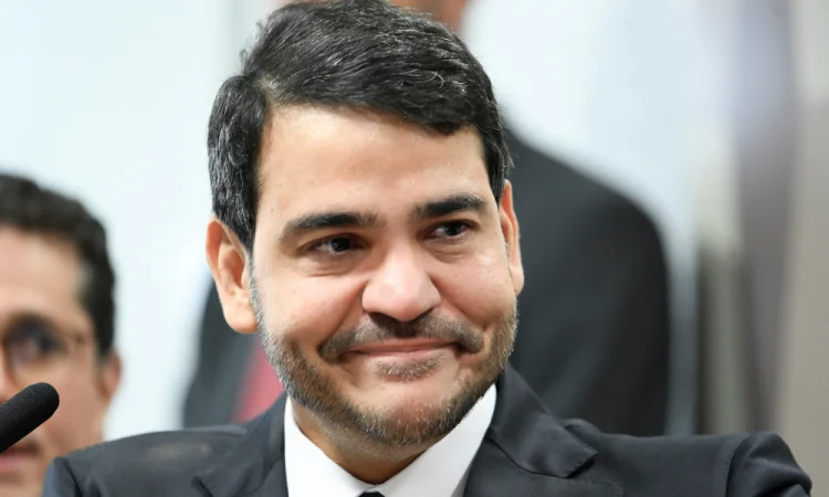 Genial/Quaest: rejeição de Messias ao STF divide opinião dos brasileiros