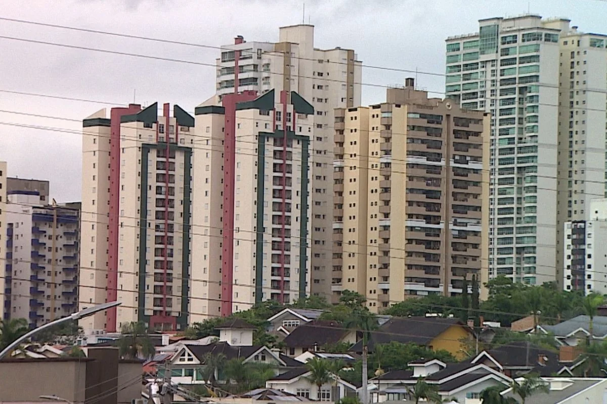 STJ decide que aluguel de imóvel residencial em condomínio por Airbnb depende de autorização de dois terços dos condôminos