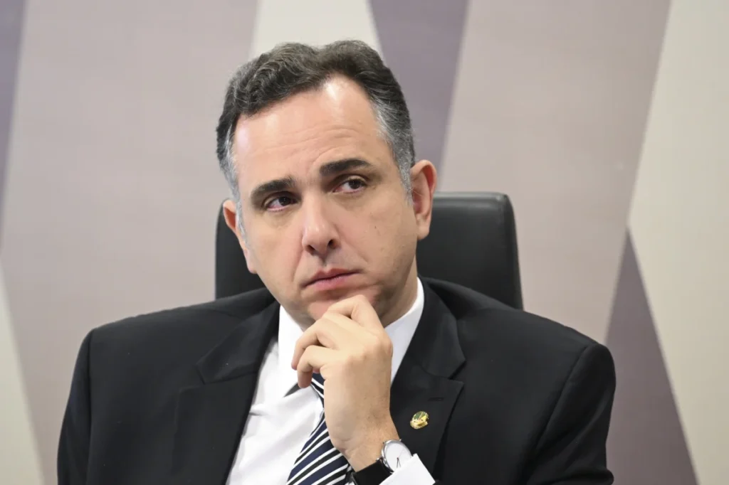 Pacheco critica decisão dos EUA de classificar PCC e CV como terroristas: 'Banaliza conceito de terrorismo'