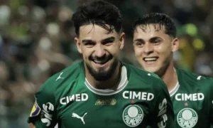 Palmeiras e Santos empatam em clássico agitado com atraso, gol anulado e volta de Paulinho