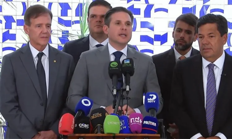 Motta diz que redução na jornada de trabalho ocorrerá em no máximo um ano