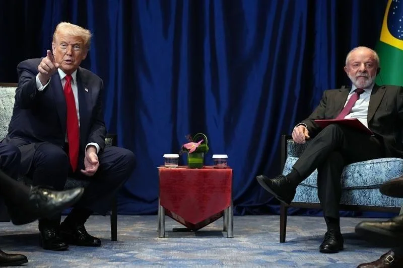 Lula chega mais 'vulnerável' para encontro com Trump, mas risco de 'emboscada' é baixo, dizem analistas