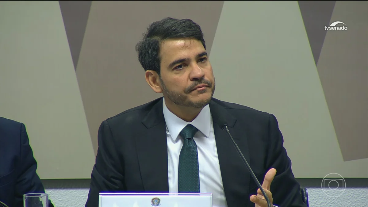 Planalto redesenha estratégia após derrota de Jorge Messias no Senado e aposta em reação política com discurso antissistema