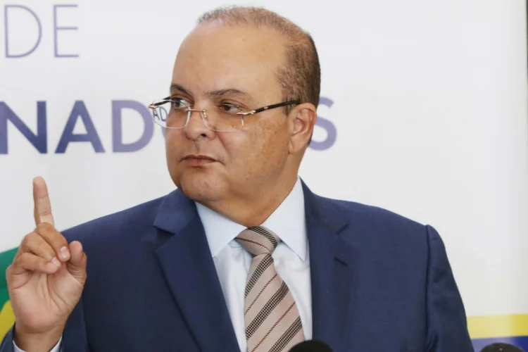 Ibaneis diz estar decepcionado com atual governadora do DF; Celina rebate